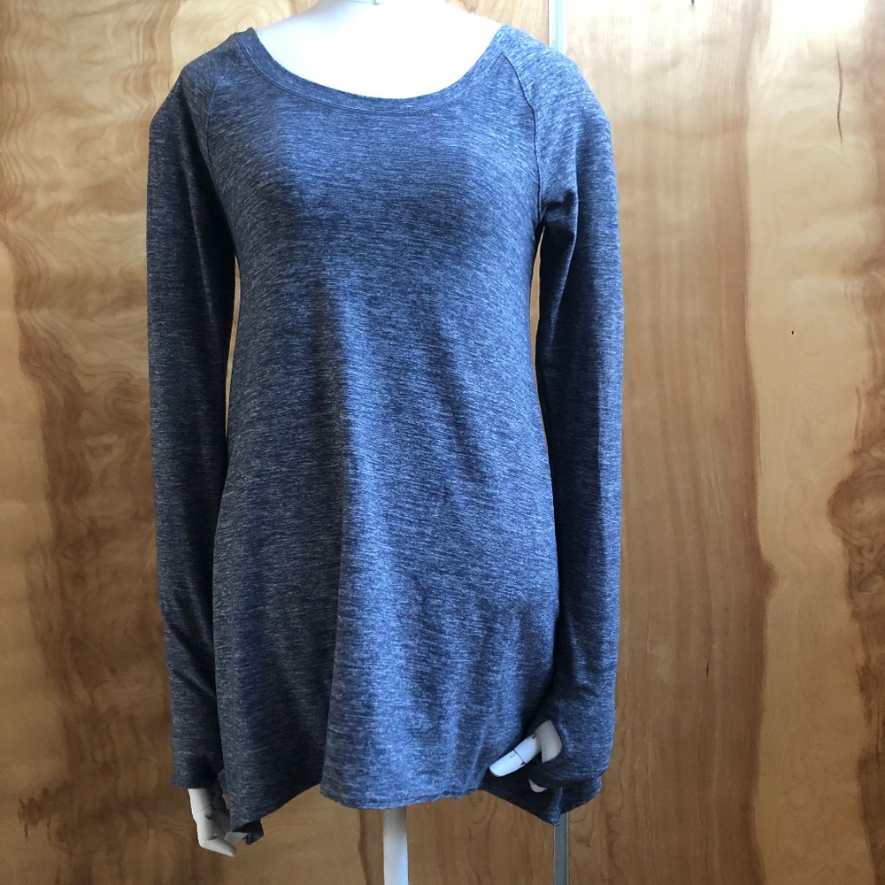 Lululemon blue heather LS top- size
